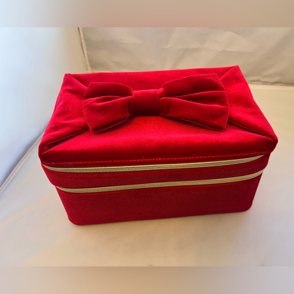Estee Lauder Red Velvet Bow Make Up Bag